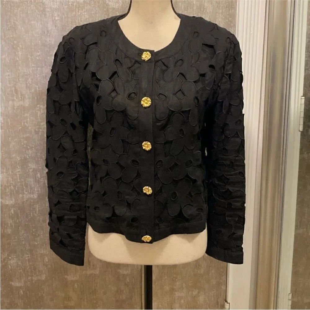Adrienne Vittadini Black  100% linen Jacket with Gold Buttons, S